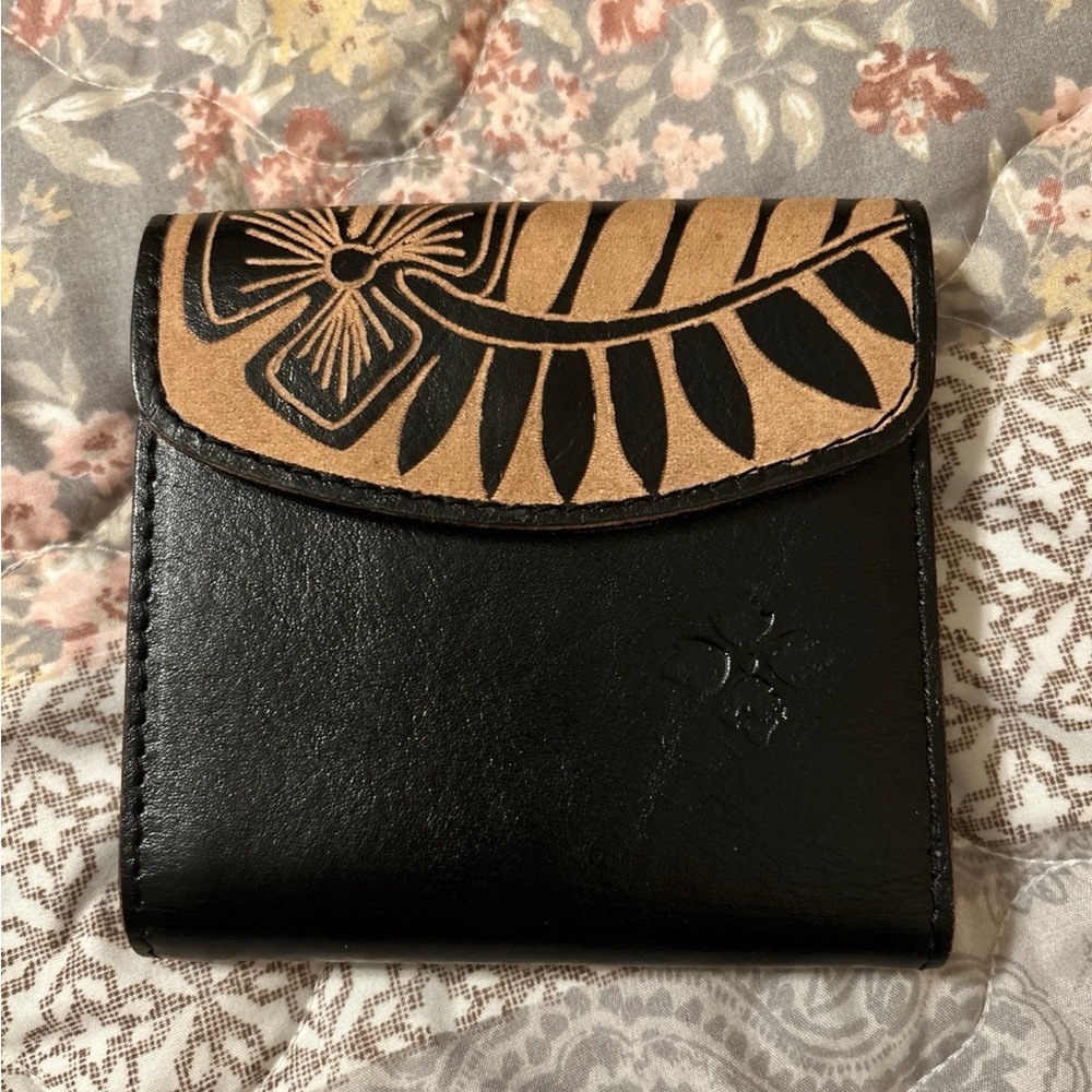 Patricia Nash medium size crossbody